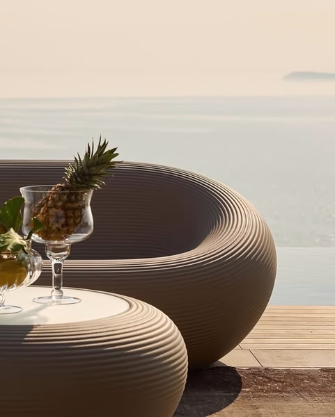 outdoor sofa, patio lounge chair, garden furniture, outdoor seating, modern patio sofa, brand awareness, lifestyle, outdoor, calm, luxurious, neutral